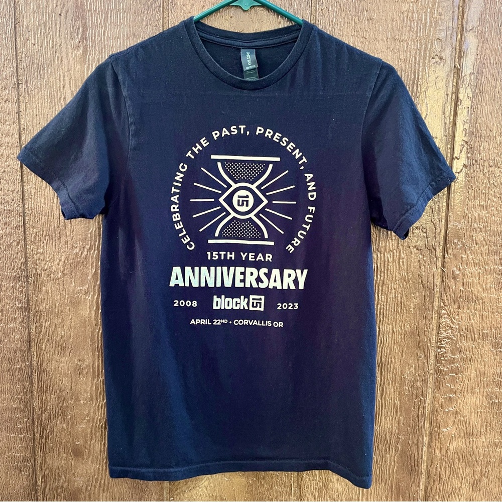 Block 15 Brewing Black 15th Anniversary T-shirt Size Small